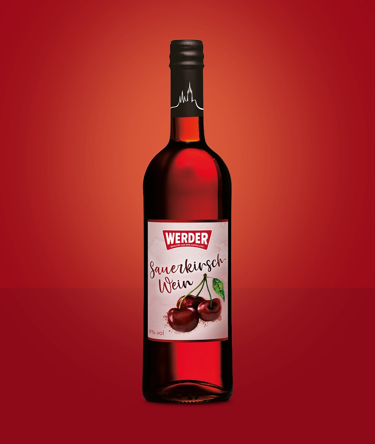 Flasche Werder Sauerkirschwein mit Kirschen und 9% vol Angabe.